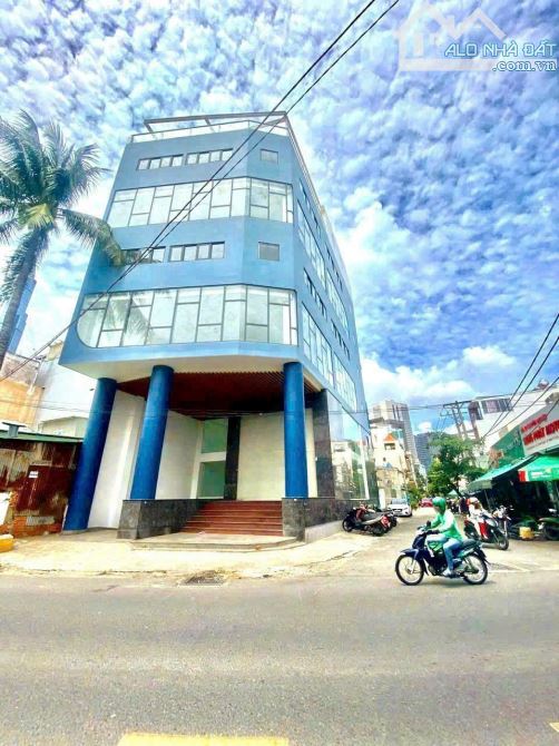 Siêu phẩm Bán Building góc 2 MT Lý Thường Kiệt - 8x28m- hầm, 7 tầng.Giá 80 tỷ TL, Tân Bình
