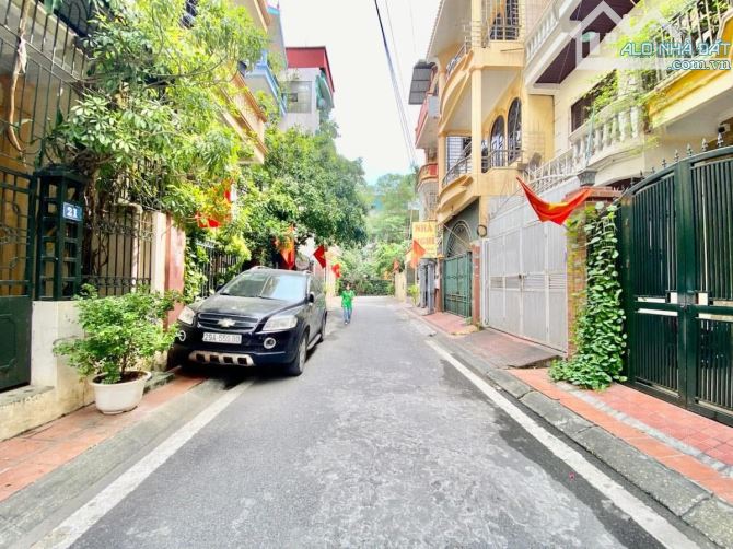 Hiếm Bán Nhà_Trần Cung Bắc Từ Liêm_Phân Lô Oto Tránh Kinh Doanh 64m 4 Tầng MT4,5m Giá 23,9