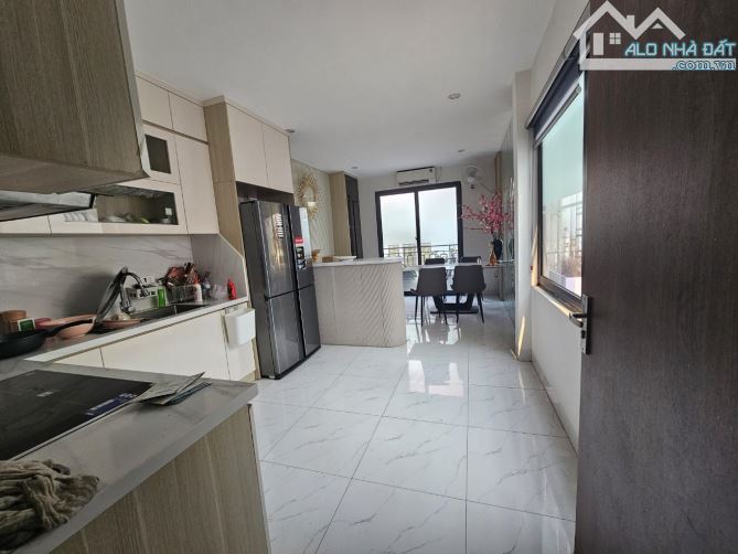 Nhà siêu đẹp Trường Chinh - 6 tầng thang máy xịn - Ô tô đỗ của vào nhà - Giá siêu rẻ