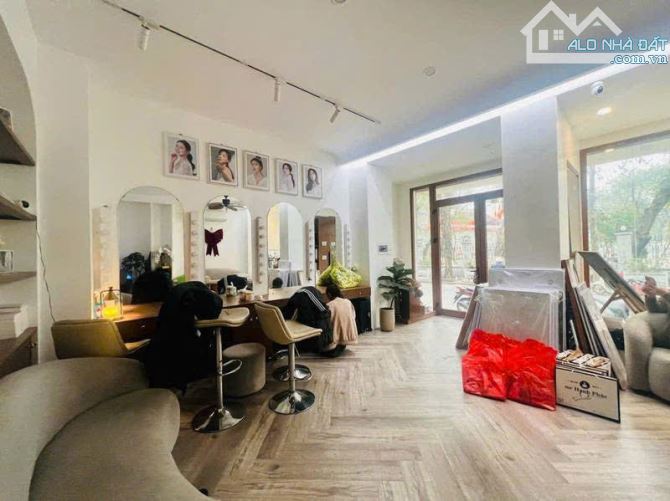 BÁN SIÊU PHẨM KHÁCH SẠN 4* KẾT HỢP TÒA  APARTMENT 280M 10 T; MT 10M  THÁI HÀ  NHỈNH 130 TỶ