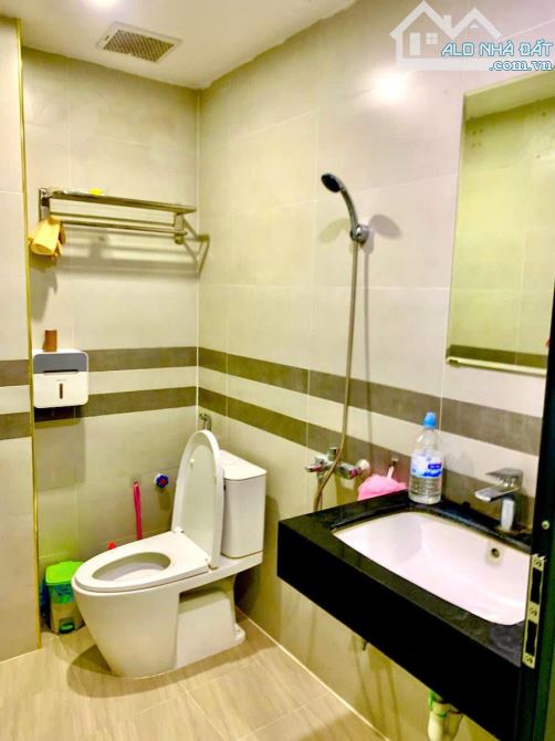 BÁN NHÀ ĐƯỜNG VŨ TÔNG PHAN, 47M2, 5 TẦNG, GIÁ 10.5 TỶ - 10