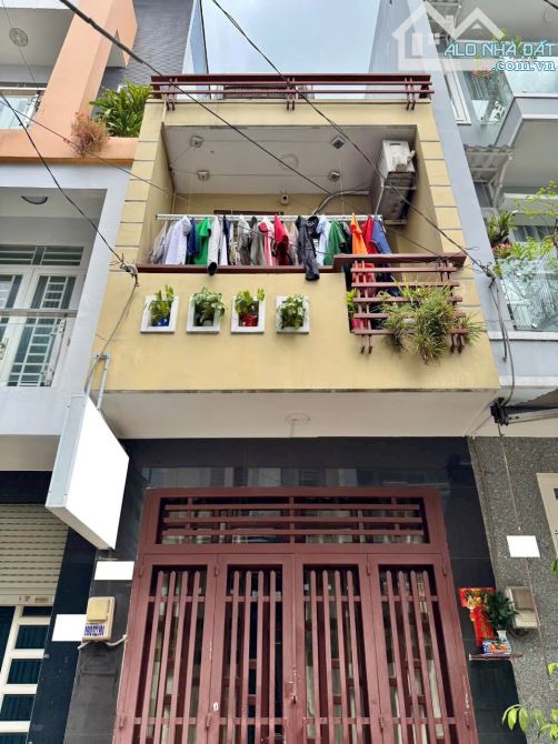 ✨ 33M2 (Ngang 3.3M x Dài 10M) 1 Trệt 1 Lầu BTCT (2PN) HẺM XE HƠI 6M thông tứ tung - 3.8 TỶ - 1