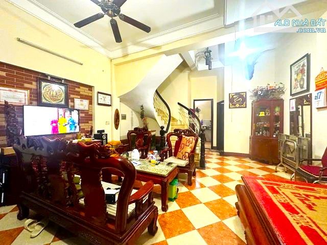 ✅ BÁN NHÀ NGỌC LÂM - 5 TẦNG - DT91m2 - MT6.4m - VỈA HÈ - KINH DOANH - GARA ÔTÔ + 20 TỶ - 1