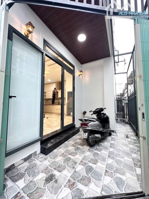 🏡 HOT :  NHÀ PHỐ GIÁ TỐT CHỈ HƠN 4 TỈ CÁCH KHU LIÊN HIỆP THỂ THAO ĐÀ LẠT CHỈ 20M - 1