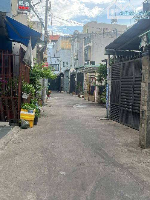 Cần bán căn đường rộng 7m HT 35 DT 7x18m. nở hậu 7,1m giá 8 tỷ 4 Thương Lượng. - 1