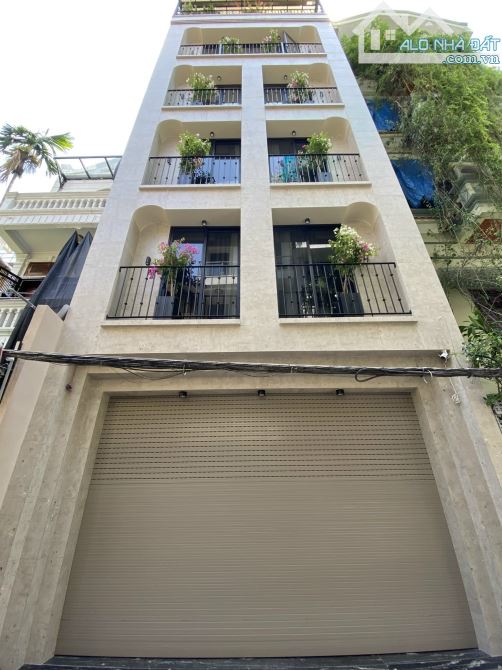 Bán nhà Liễu Giai, vị trí đắc địa, DT 32m2, thang máy, gần oto, - 1