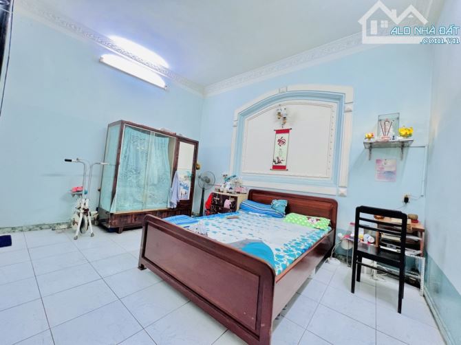 Bán nhà biệt thự phú nhuận phan xích long 210m2 btct 3 tầng ngang 13m chỉ 38 tỷ - 1