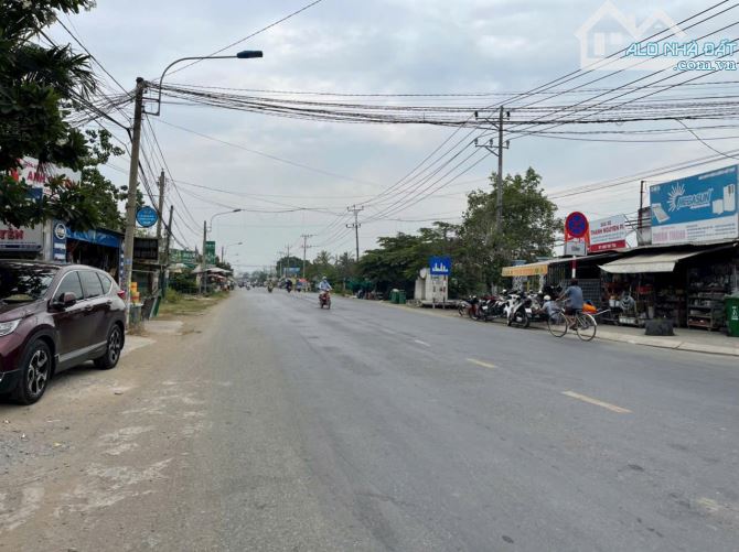 2228m2 đất thổ 3 mặt tiền xã Thanh Phú, Bến Lức giá 70 tỷ - 1