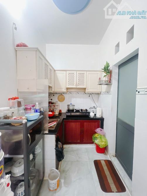 Bán Nhà 3 Tầng Đúc 4PN 3WC Thích Hợp Cho Đại Gia Đình Ở Phước Kiển Nhà Bè Chỉ 2,12ty - 1