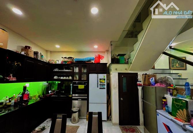 3 tỷ 050 bán nhanh nhà 40.7m2 Lê Hồng Phong, P2, Q5 - Xây trệt 2 lầu. Gần đại học Sài Gòn - 1
