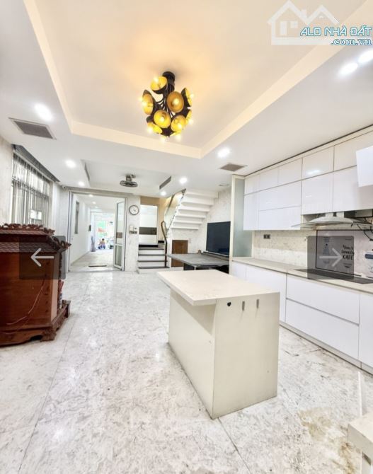 Mặt tiền KD Âu Dương Lân, P.3, Q.8, DT: 108m2, ba lầu, giá 18 tỷ 5. - 1