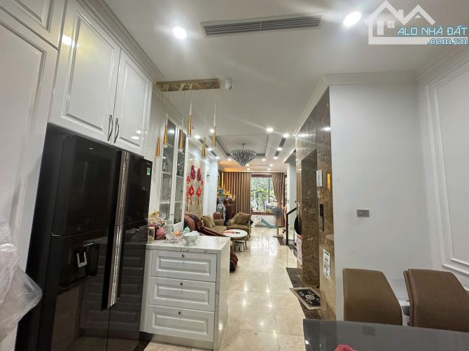 Liền Kề Hạ Đình - Nguyễn Tuân DT 110m X 6T thang máy + hầm. Nội thất cực đỉnh - 1