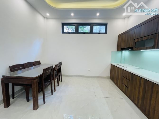 BÁN NHÀ PHỐ HOÀNG MAI – OTO DỪNG ĐỖ – NGÕ THÔNG – THANG MÁY 60m2 GIÁ 15 TỶ - 1