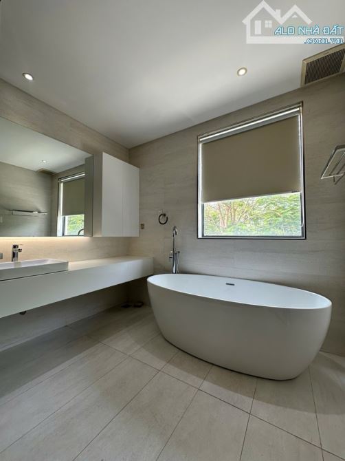 Bán biệt thự lô góc, Phước Kiển, NB. 192m2 - Ngang 10m, full tiện ích. - 16