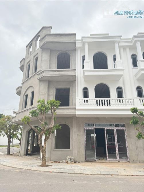 BÁN NHÀ 3 MÊ XÂY THÔ – KHU ĐÔ THỊ CHỢ GÓC RIVERSIDE, PHƯỜNG NHƠN BÌNH - 2