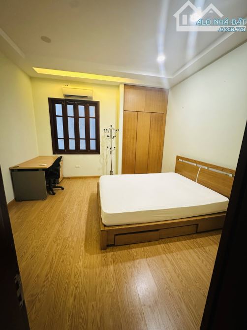 Bán Nhà Nguyễn Chí Thanh. Đống Đa. Ô Tô. DT 65m2. MT 4,5m. 5 Tầng. Giá 16,7 Tỷ. - 2