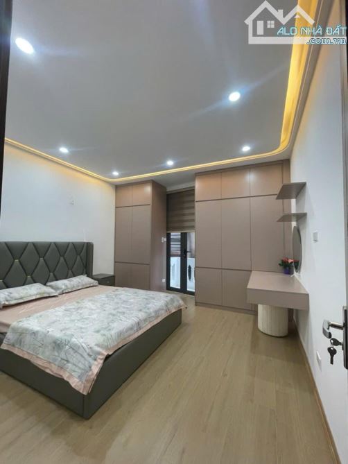 BÁN NHÀ VÕ THỊ SÁU – SIÊU HIẾM – 3 MẶT THOÁNG – 6 TỶ - 2