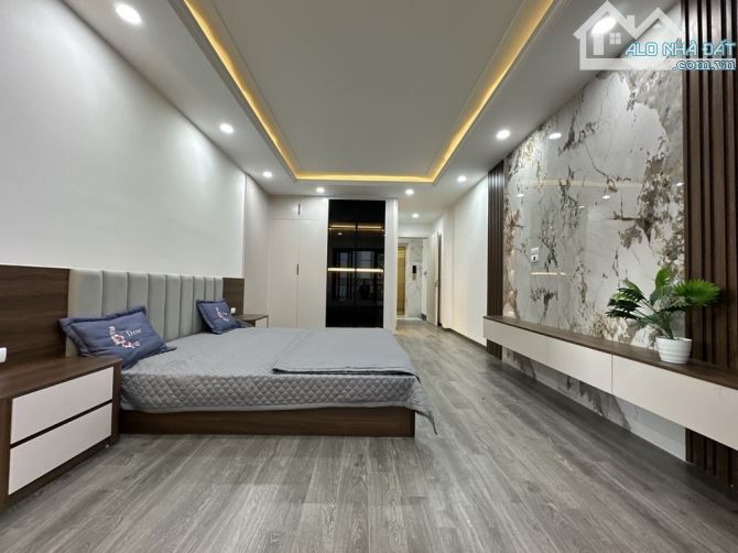 BÁN NHÀ GIẢI PHÓNG – 3 BƯỚC TỚI BẾN XE NƯỚC NGẦM – 2 BƯỚC NGẮM HỒ LINH ĐÀM – 42M², 6 TẦNG, - 2