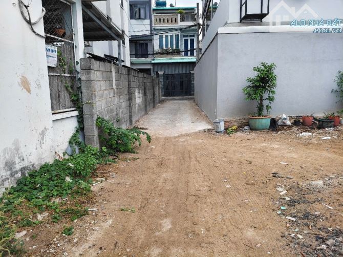 Bán gấp đất phường Linh Trung, Thủ Đức. DT 400m2 (20 x 20) giá 22 tỷ - 2