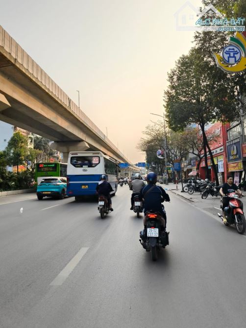 Bán nhà dân xây 5 tầng tại Quang Trung, Hà Đông, 35m2, ô tô đỗ cửa, gần ga tàu điện - 2