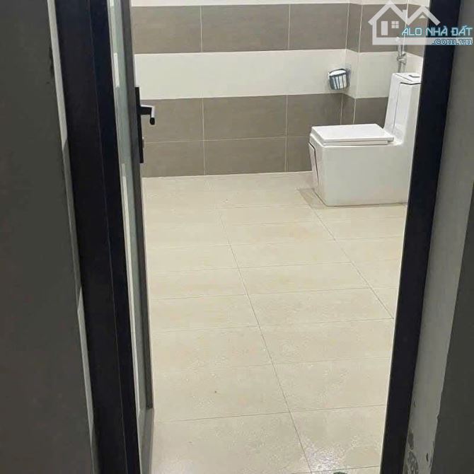 CẦN CHUYỂN NHƯỢNG NHÀ HUỲNH THÚC KHÁNG TP ĐÔNG HÀ - 2