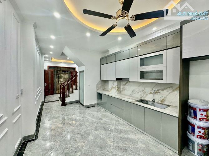 Bán nhà trong ngõ Phan Đình Giót, 34m2, 4 tầng - 2