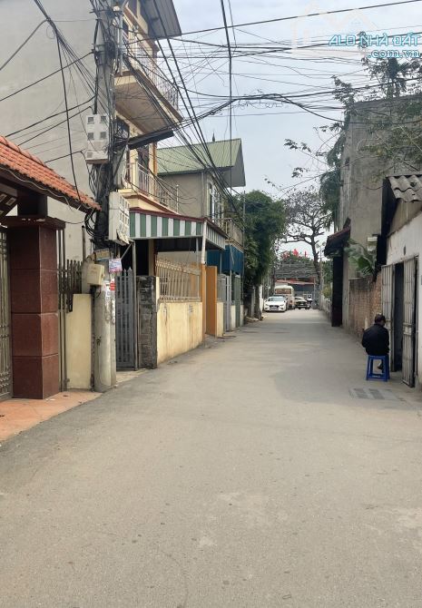 Bán Đất Lô Góc Đường Thoáng Ô Tô Đỗ Cửa DT 35m2 Giá 3.65tỷ Biên Giang Hà Đông - 2