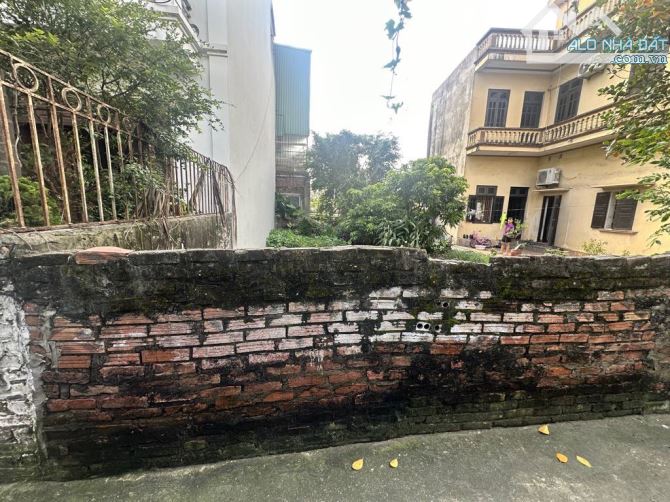 BÁN NHANH 💥 ĐẤT ĐẸP YÊN VIÊN - GIA LÂM 60m2 x MT 4m, NGÕ THÔNG, Ô TÔ TRÁNH 💸 3.8 TỈ  🏠 - 2