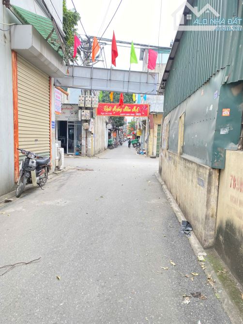 Bán 45m2 đất Trâu Quỳ- Gia lâm Nhỉnh 5 tỷ Gần đường lớn Ô tô tránh - 2