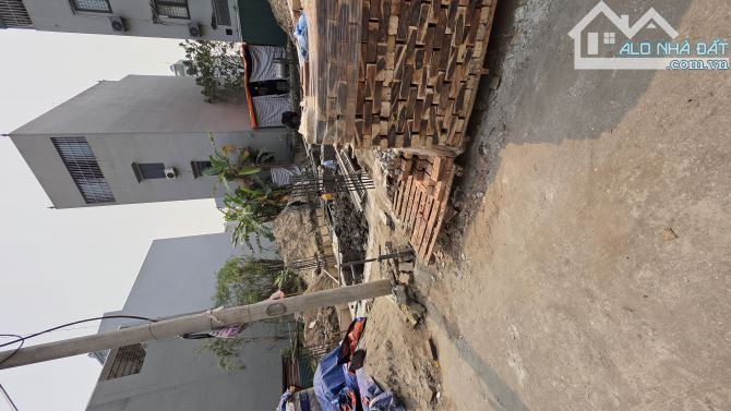 BÁN ĐẤT TRUNG VỠ TÂN HỘI , PHÂN LÔ , Ô TÔ TRÁNH , KỀ  Vinhome Đan Phượng 80M, 13 TỶ 4 - 2