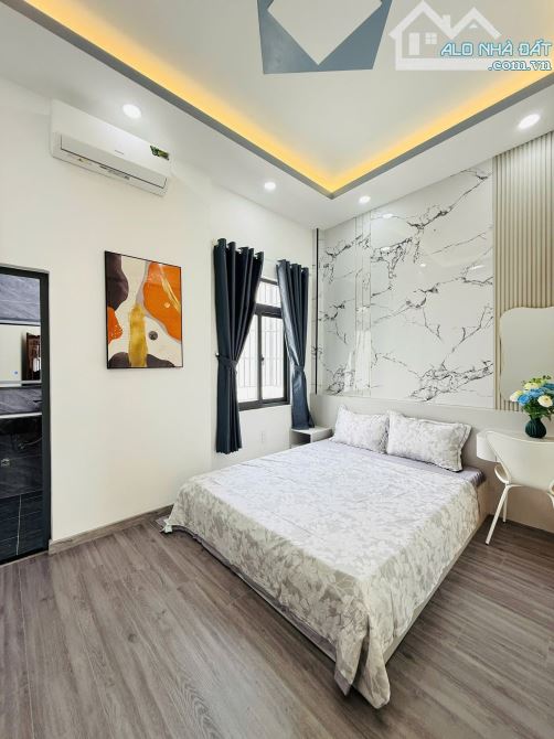 BÁN NHÀ PHẠM VĂN CHIÊU - 180m2 SD, 4 TẦNG, Ô TÔ NGỦ TRONG NHÀ - 6 tỷ 5 - 2