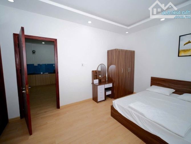 Bán toà căn hộ hẻm Nguyễn Thiện Thuật, Nha Trang, gần Biển - 2
