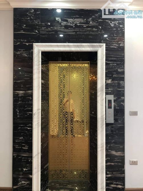 Hơn 10 tỷ phân lô cán bộ Ngô Thì Nhậm 55m2 5 tầng Thang máy - 2