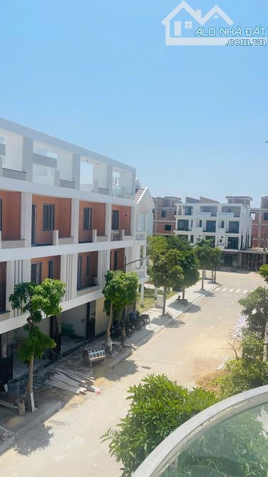 BÁN NHÀ 3 MÊ XÂY THÔ – KHU ĐÔ THỊ CHỢ GÓC RIVERSIDE, PHƯỜNG NHƠN BÌNH - 3