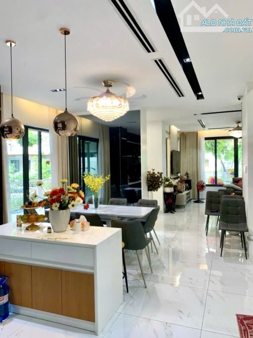 Bán biệt thự lô góc, Phước Kiển, NB. 192m2 - Ngang 10m, full tiện ích. - 3