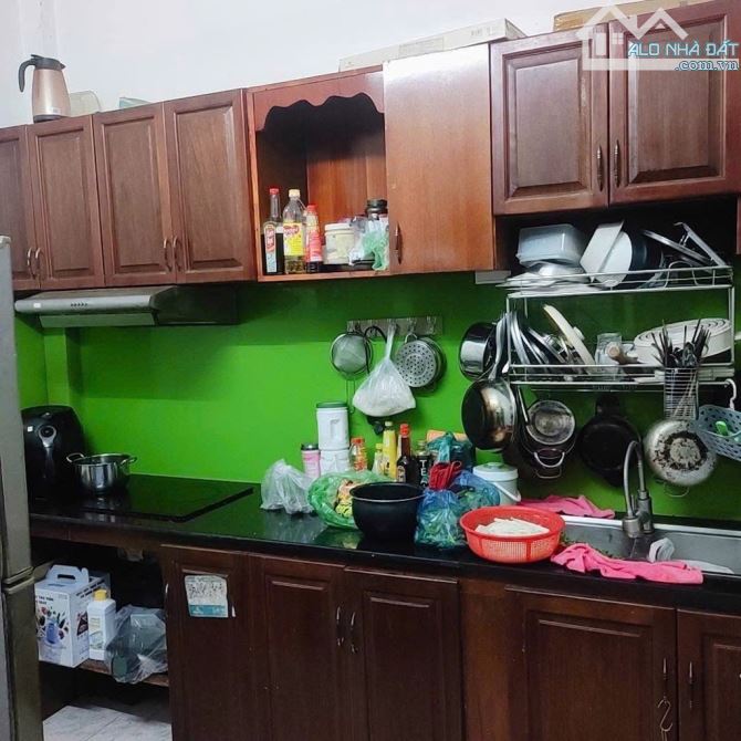 HẺM 4M - HOÀNG HOA THÁM -  4 LẦU BTCT - DÒNG TIỀN 11 TRIỆU/THÁNG - GIÁ 5.5TỶ TL - 3
