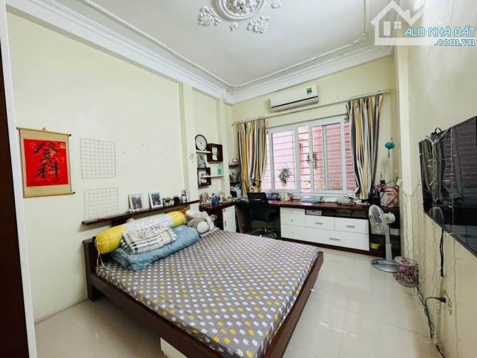 Bán nhà MP giá như ngõ, Cù Chính Lan, KD vỉa hè rộng, DT 45m2, MT 4,5m, 19,2 tỷ - 3