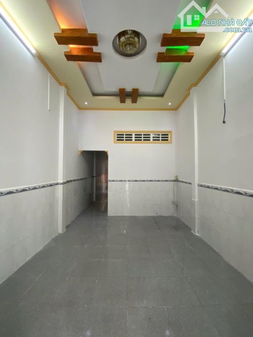 Kẹt lắm rồi ! bán gấp căn nhà ở Trung Chánh Hóc Môn 53m2 SHR giá chỉ 999 triệu - 3