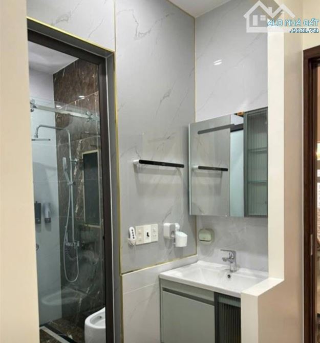 Bán nhà 4 tầng Cát Dài, P. Cát Dài, Lê Chân, 70m2, chỉ 6.75tỷ - 3