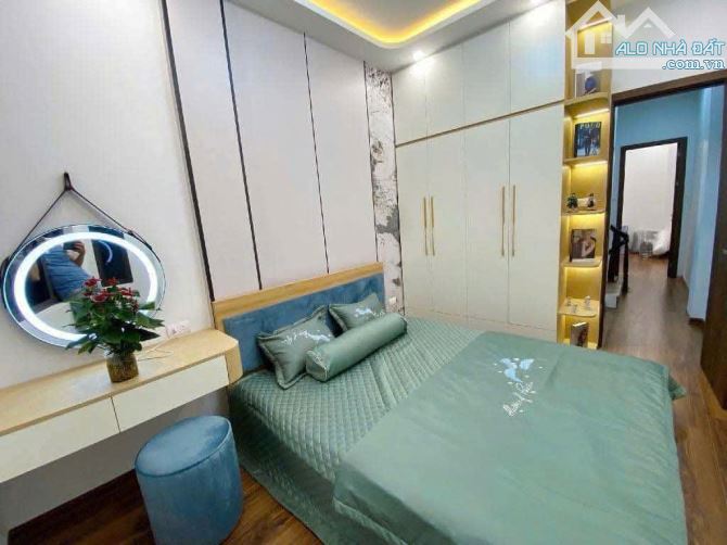 Bán nhà Hà Kế Tấn - Phương Liệt , DT:43m2 , Giá hơn 8.1 tỷ, oto gần - 3
