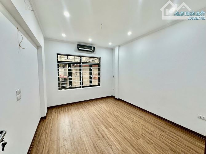 BÁN NHÀ PHÁO ĐÀI LÁNG, KHU PHÂN LÔ, KINH DOANH VP, GARA ÔTÔ 7C, THANG MÁY, 2 THOÁNG - 3