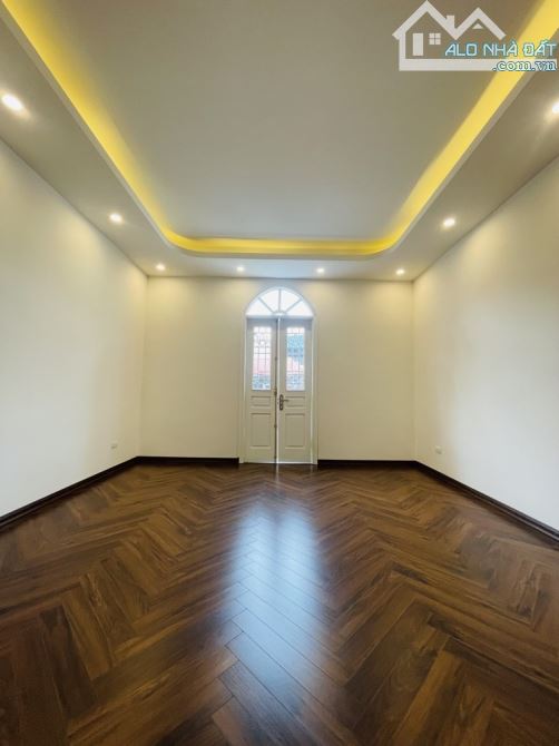 BÁN NHÀ PHỐ HOÀNG MAI – OTO DỪNG ĐỖ – NGÕ THÔNG – THANG MÁY 60m2 GIÁ 15 TỶ - 3