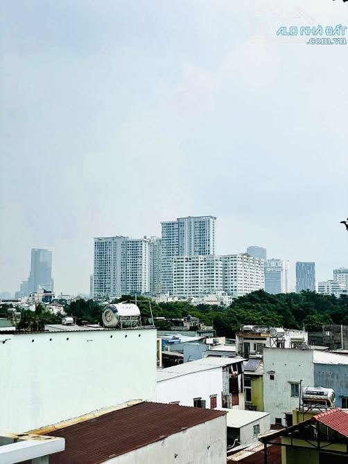CỰC PHẨM 4 TẦNG NGUYỄN KHOÁI P2 Q4  MẶT TIỀN HẼM TO VỪA Ở VỪA K.DOANH XUNG QUANH HÀNG QUÁN - 4