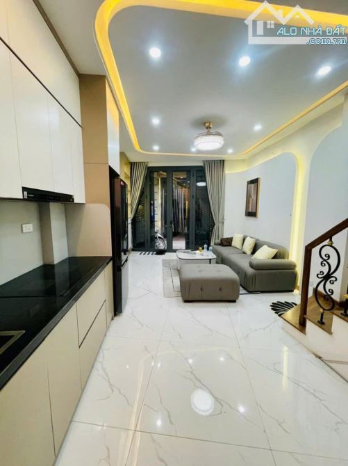 BÁN NHÀ VÕ THỊ SÁU – SIÊU HIẾM – 3 MẶT THOÁNG – 6 TỶ - 4