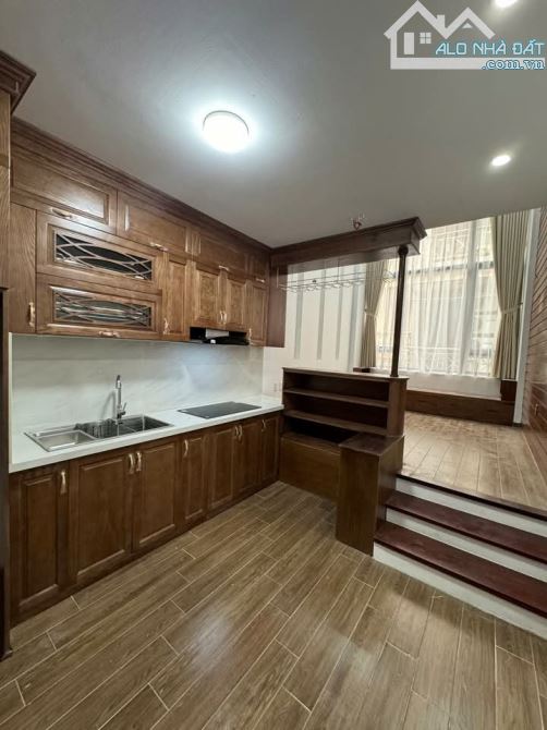 BÁN NHÀ- THANH XUÂN-PHÂN LÔ BCA-Ô TÔ ĐỖ CƯA-VỊ TRÍ TRUNG TÂM-35m² 6T GIÁ 11TỶ - 4