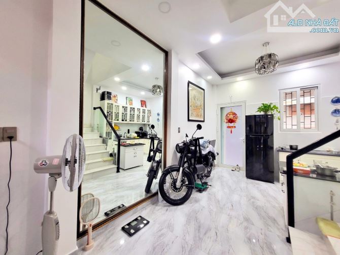 Trương Vĩnh Kí, 49 M2 , 4 Tầng, full nội thất, tân phú, nhỉnh 4 - 4
