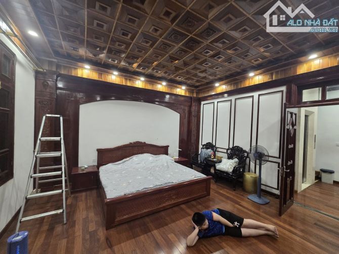 NHÀ ĐẸP LÔ GÓC, THANG MÁY,  2 MẶT NGÕ, ÔTÔ TRÁNH, NỘI THẤT CHÂU ÂU, CHỦ TẶNG LẠI HẾT. - 4