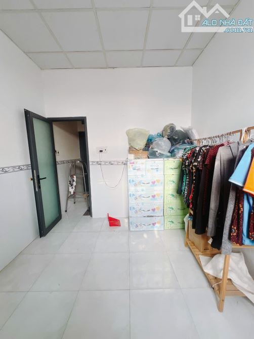 Bán Nhà 3 Tầng Đúc 4PN 3WC Thích Hợp Cho Đại Gia Đình Ở Phước Kiển Nhà Bè Chỉ 2,12ty - 4