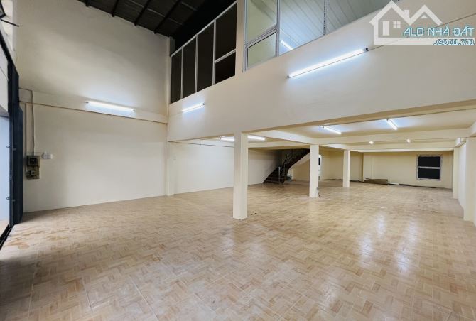 Bán Đất Tặng Nhà 2 Tầng Hương Lộ 2 Đường 20m 2 Sổ Riêng 8x20m Giá Tốt 10.5 Tỷ SHR - 5