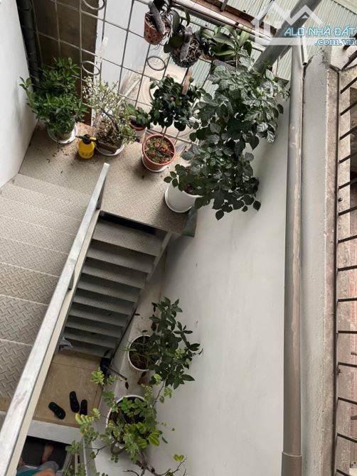 Bán nhà Kim Ngưu - Vị trí vàng - Ngõ nông- trường, chợ đầy đủ - 38m, 3 ngủ. - 5